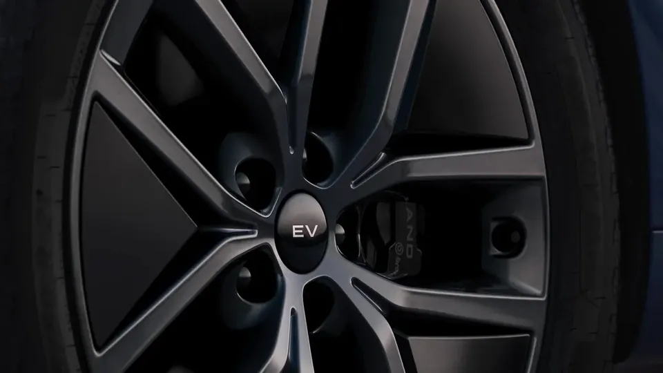 Elettronauti - Range rover Sport Electric