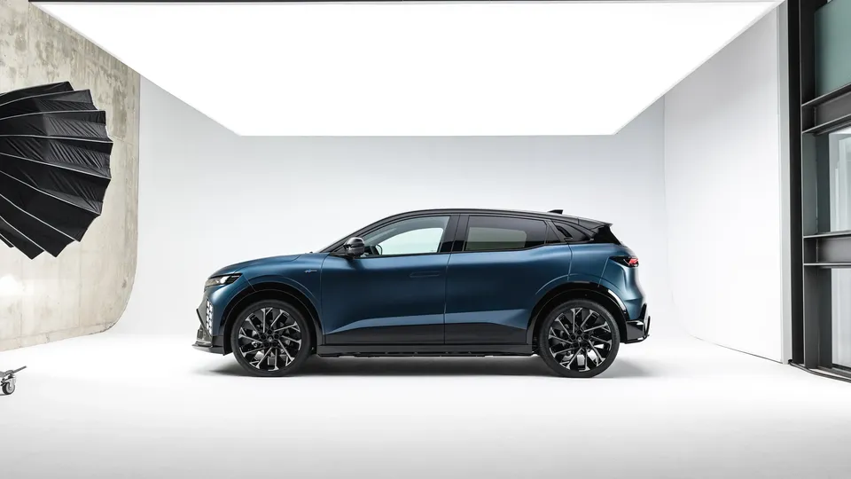 Elettronauti - Renault Megane e-Tech