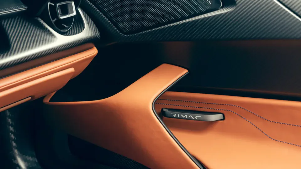 Elettronauti - Rimac Nevera Nevera 120 kWh - cerchio