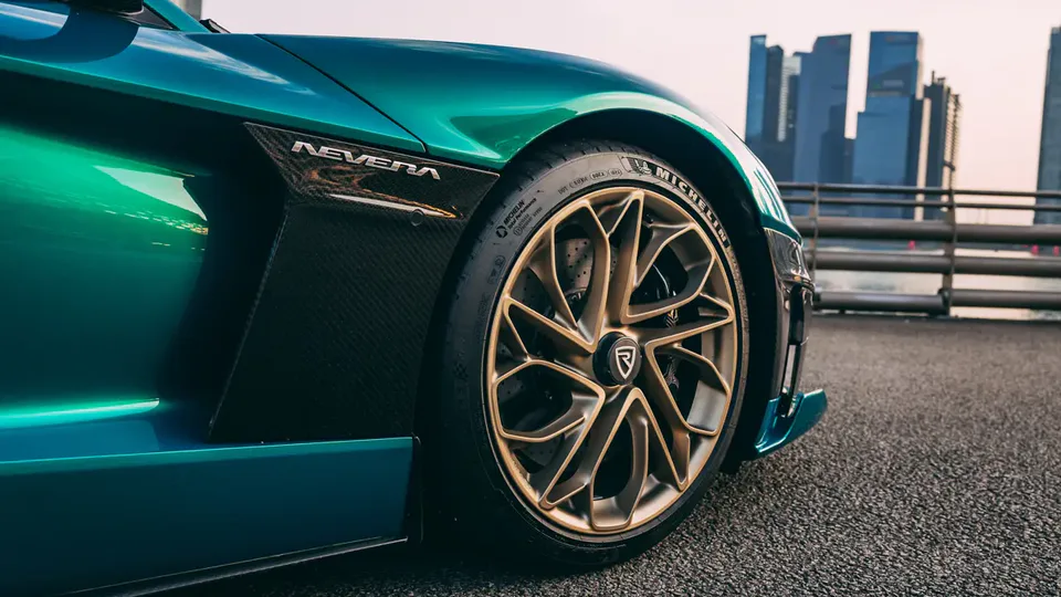 Elettronauti - Rimac Nevera Nevera 120 kWh - cerchio