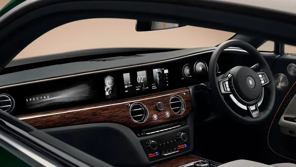 Elettronauti - Rolls-Royce Spectre Series II - Plancia - Vista della plancia