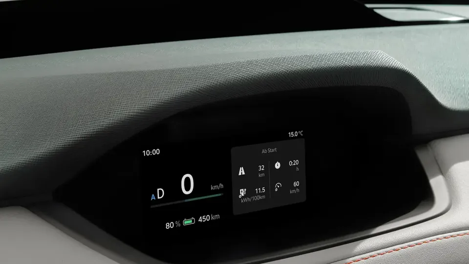 Elettronauti - Skoda Elroq 60 - Verde - Esterno - Vista anteriore a tre quarti