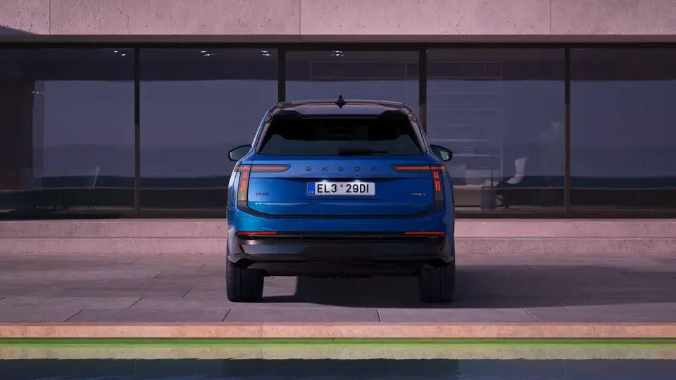Elettronauti - Skoda Peaq 60 - Grigio - Esterno - Vista anteriore a tre quarti