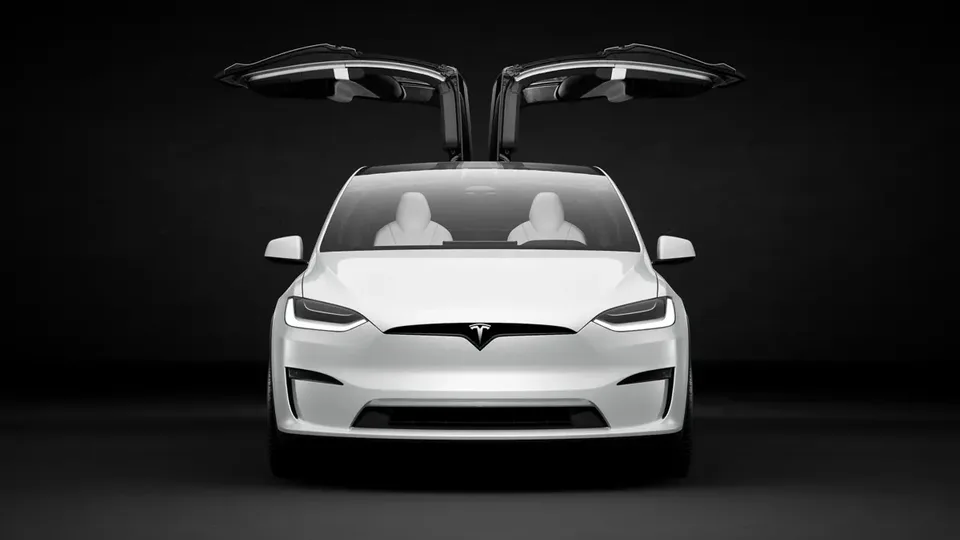 Elettronauti - Tesla Model X Model X Plaid - esterno
