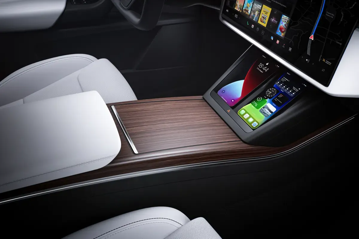 Elettronauti - Tesla Model X Model X Plaid - interni
