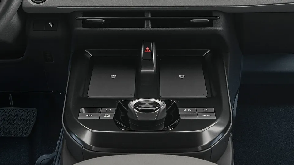 Elettronauti - Toyota C-HR+
