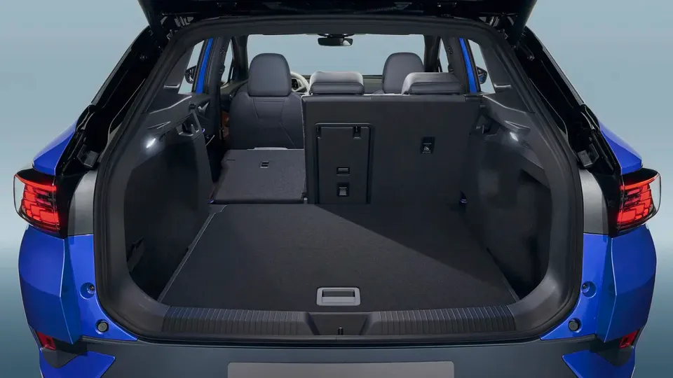 Elettronauti - Volkswagen ID.4 GTX 4MOTION - Vano di carico - Bagagliaio