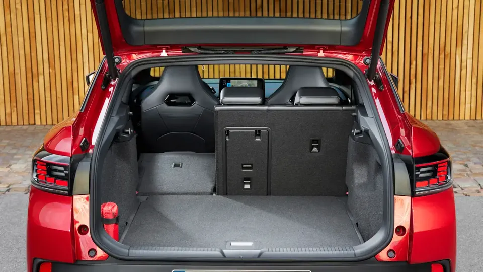Elettronauti - Volkswagen ID.5 GTX 4MOTION - Vano di carico - Bagagliaio
