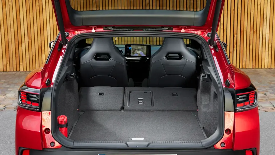 Elettronauti - Volkswagen ID.5 GTX 4MOTION - Vano di carico - Bagagliaio
