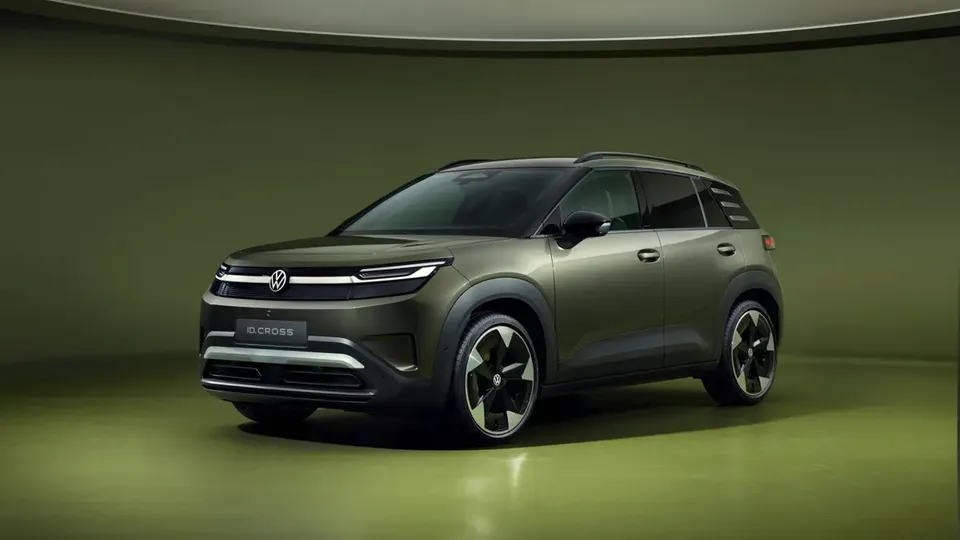 Elettronauti - Volkswagen ID. Cross Life - Blu - Esterno - Vista anteriore a tre quarti