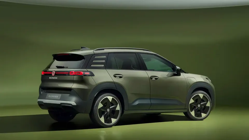 Elettronauti - Volkswagen ID. Cross Life - Bianco - Esterno - Vista anteriore a tre quarti