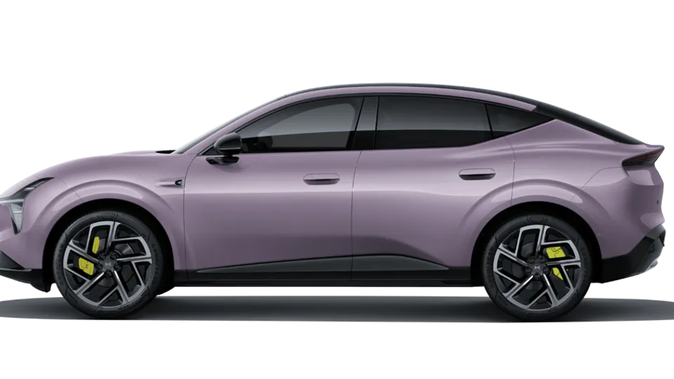 Elettronauti - XPENG L03 71.2 kWh AWD Performance - Blu - Esterno - Vista anteriore a tre quarti
